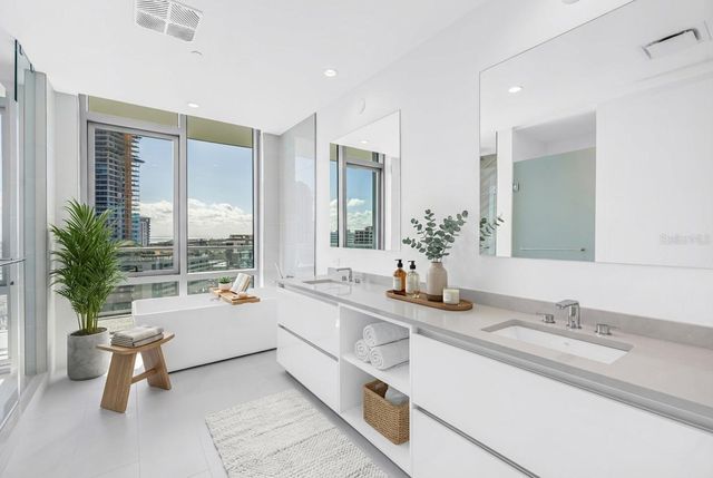 400 CENTRAL AVENUE 1001, St Petersburg, FL 33701