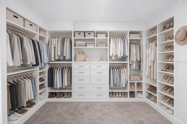 400 CENTRAL AVENUE 1001, St Petersburg, FL 33701