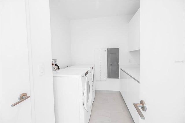 400 CENTRAL AVENUE 1001, St Petersburg, FL 33701