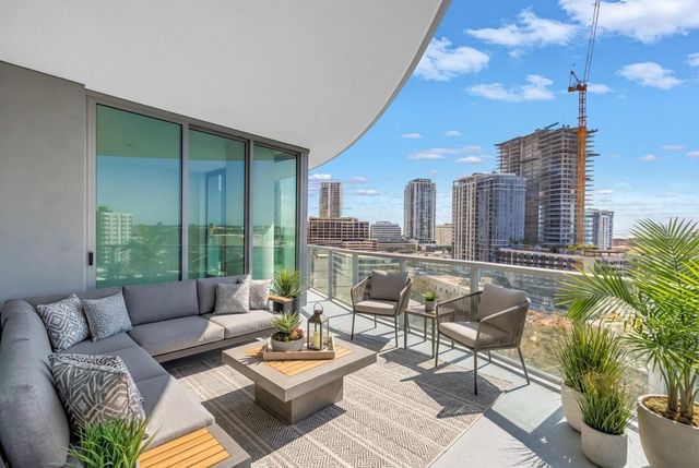 400 CENTRAL AVENUE 1001, St Petersburg, FL 33701