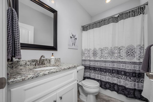 1707 Day Flower Dr, Murfreesboro, TN 37130