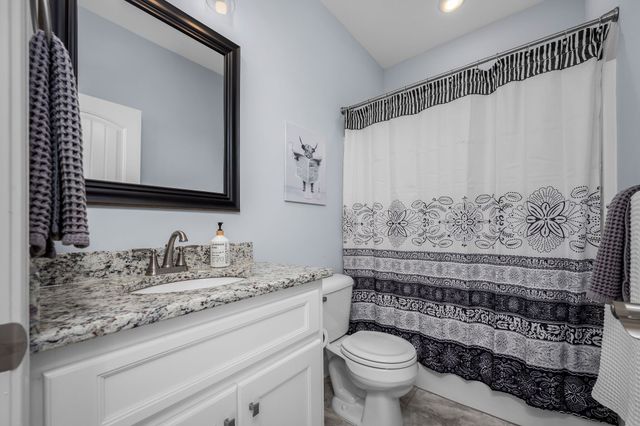1707 Day Flower Dr, Murfreesboro, TN 37130