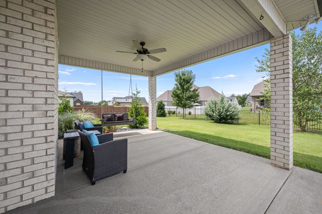 1707 Day Flower Dr, Murfreesboro, TN 37130