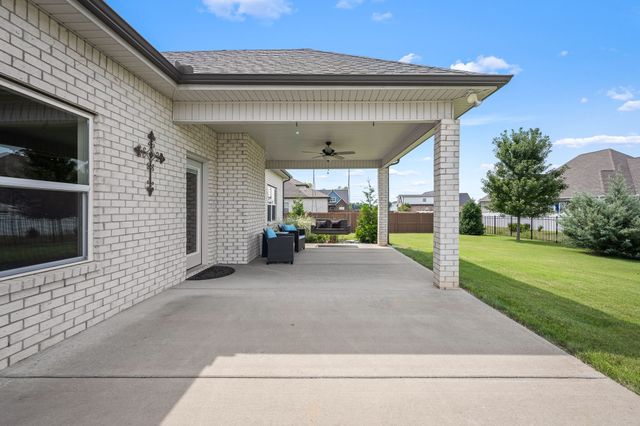 1707 Day Flower Dr, Murfreesboro, TN 37130