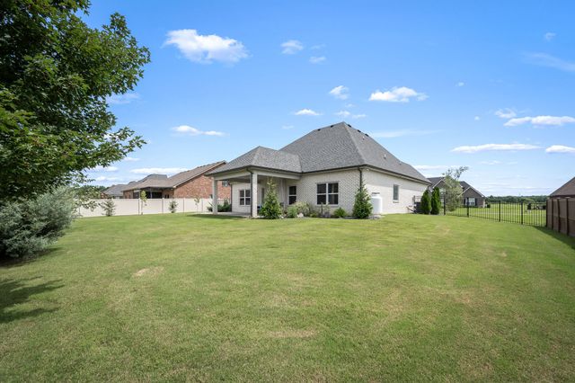 1707 Day Flower Dr, Murfreesboro, TN 37130