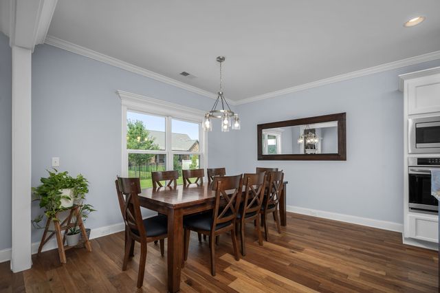 1707 Day Flower Dr, Murfreesboro, TN 37130