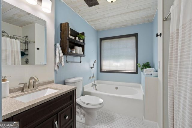 2671 Freemans Walk Path, Dacula, GA 30019
