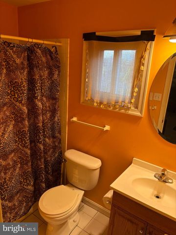 13 GENTRY LANE, Capitol Heights, MD 20743