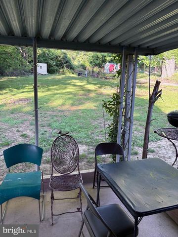 13 GENTRY LANE, Capitol Heights, MD 20743
