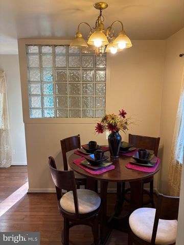 13 GENTRY LANE, Capitol Heights, MD 20743