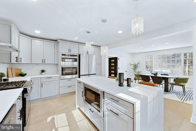 826 PARDEE LN, Wyncote, PA 19095