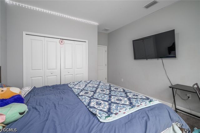 1802 NW 20th TER, Cape Coral, FL 33993