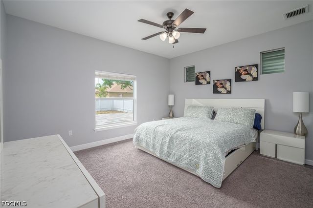 1802 NW 20th TER, Cape Coral, FL 33993