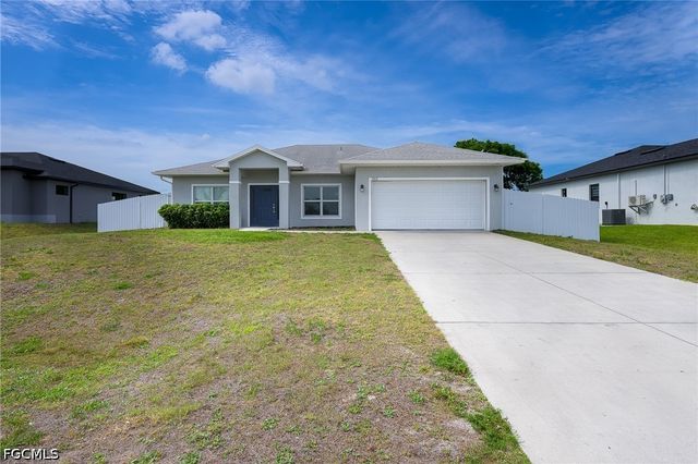 1802 NW 20th TER, Cape Coral, FL 33993