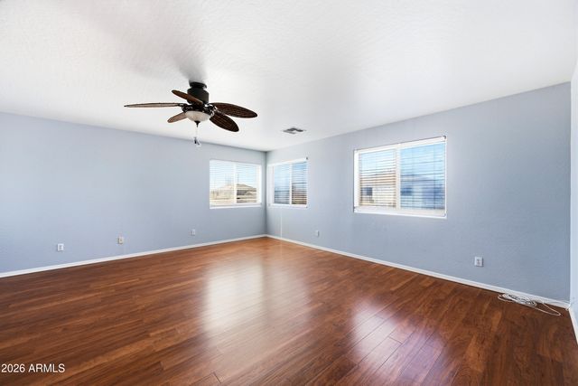 10950 W Royal Palm Road, Peoria, AZ 85345