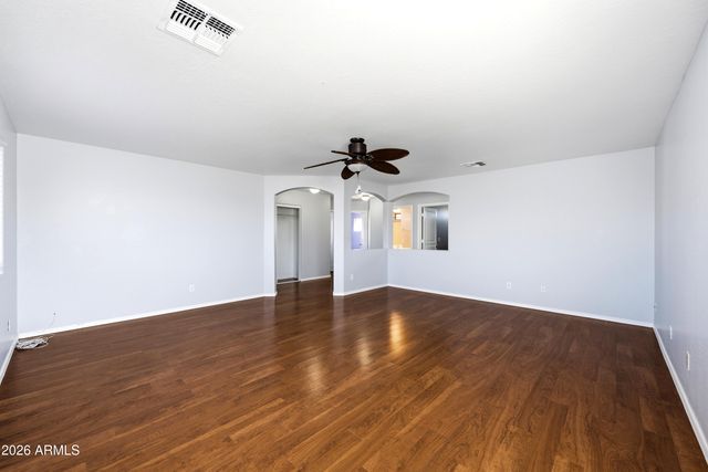 10950 W Royal Palm Road, Peoria, AZ 85345
