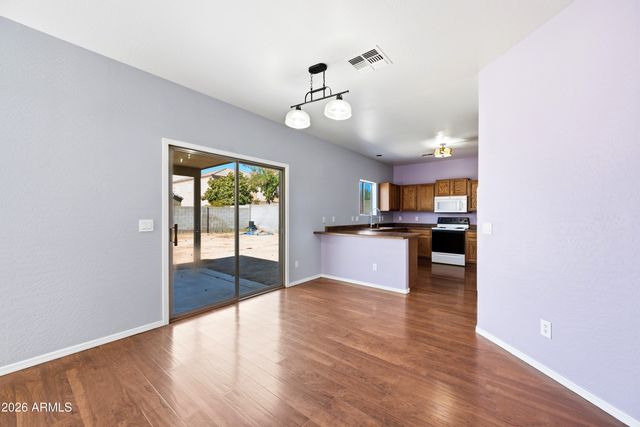 10950 W Royal Palm Road, Peoria, AZ 85345