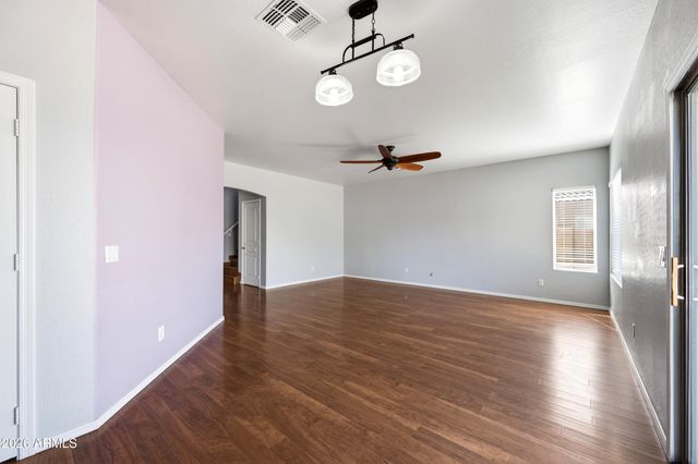 10950 W Royal Palm Road, Peoria, AZ 85345