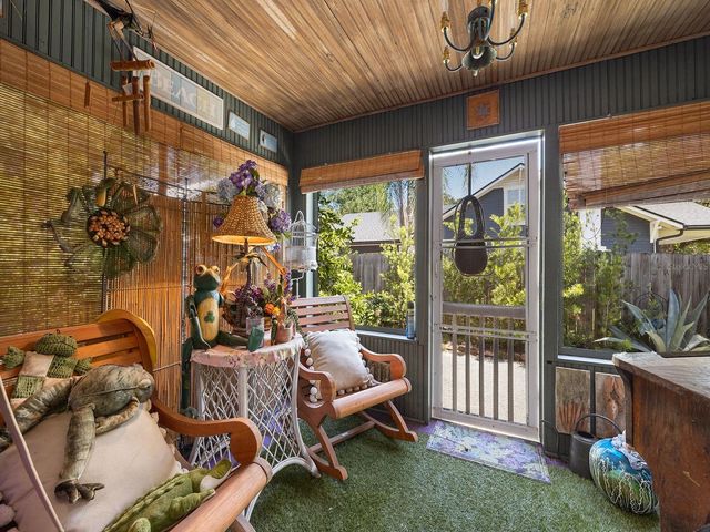 335 SIMPSON, Mount Dora, FL 32757