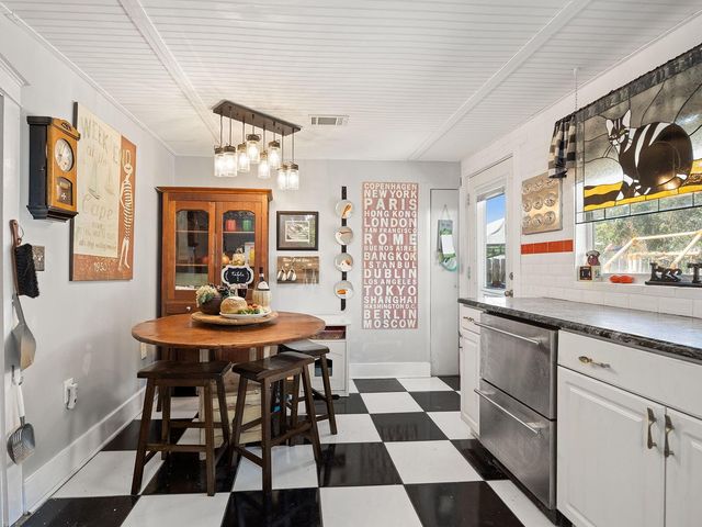 335 SIMPSON, Mount Dora, FL 32757