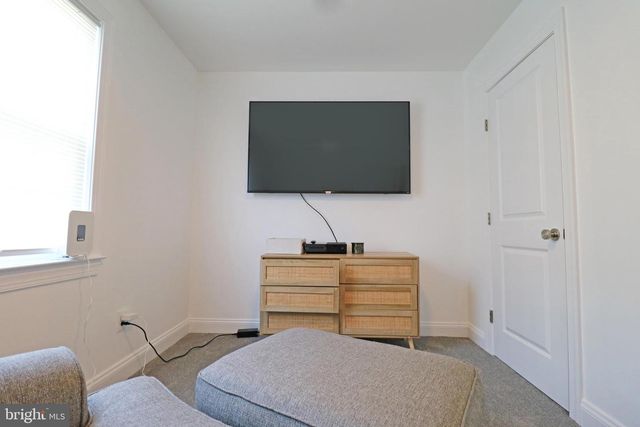 28 FREDERICK RD, Coatesville, PA 19320
