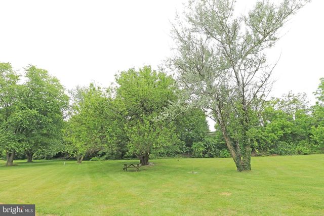 28 FREDERICK RD, Coatesville, PA 19320