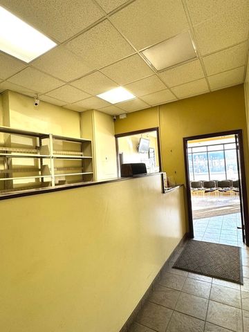 6238 Cermak Rd Road, Berwyn, IL 60402