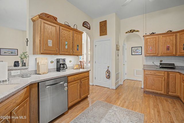 7425 Balmore Drive SW, Sunset Beach, NC 28468