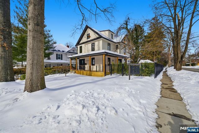 75 Highwood Avenue, Tenafly, NJ 07670