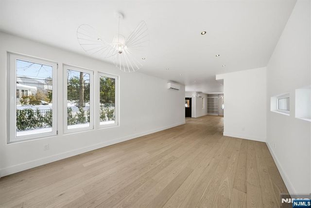 75 Highwood Avenue, Tenafly, NJ 07670