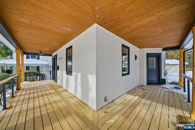 75 Highwood Avenue, Tenafly, NJ 07670