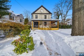 75 Highwood Avenue, Tenafly, NJ 07670