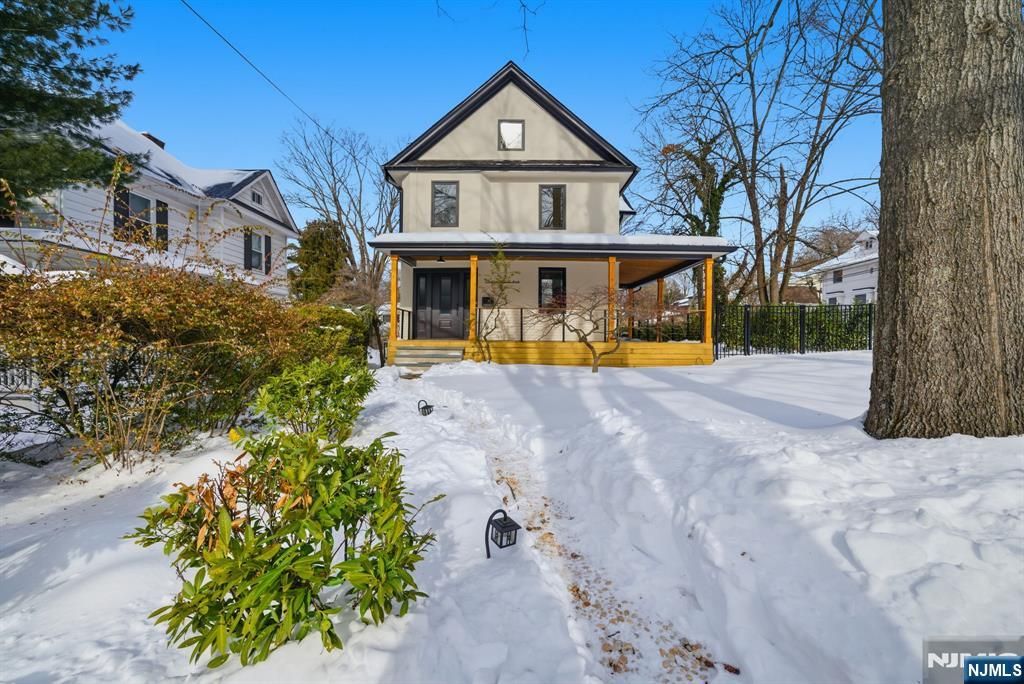 75 Highwood Avenue, Tenafly, NJ 07670