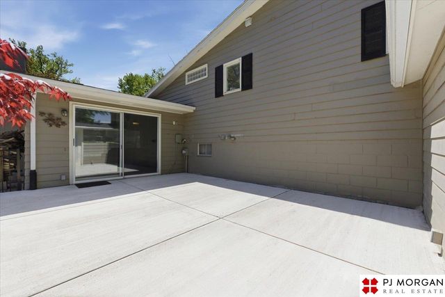 4935 N 114th Street, Omaha, NE 68164