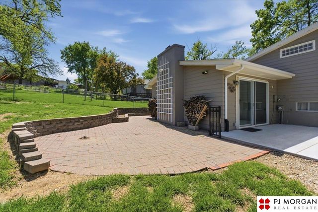 4935 N 114th Street, Omaha, NE 68164