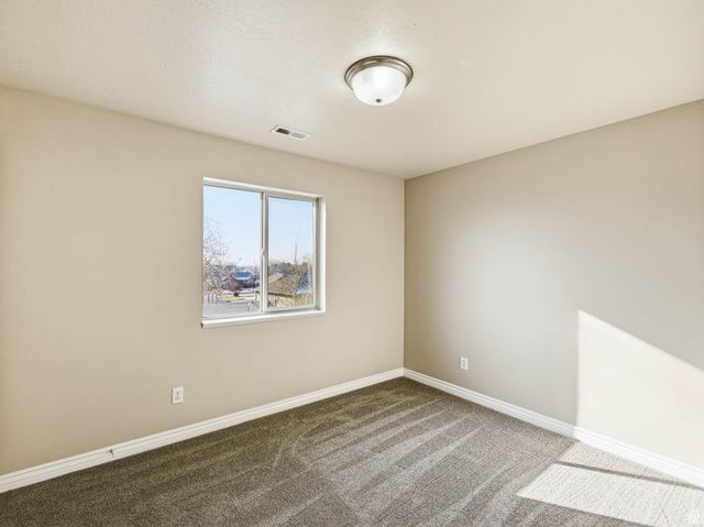 279 E 2150 N, North Ogden, UT 84414