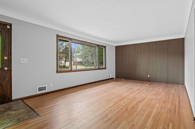1444 Mcleod Street NE, Columbia Heights, MN 55421