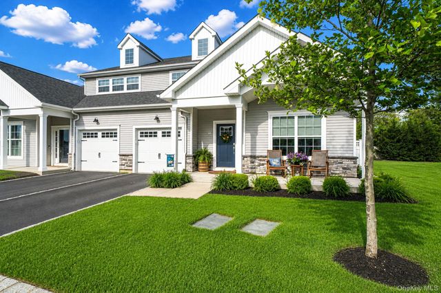 51 Farm Acre Circle, Mount Sinai, NY 11766