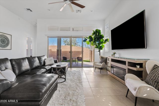 11996 W CREOSOTE Drive, Peoria, AZ 85383