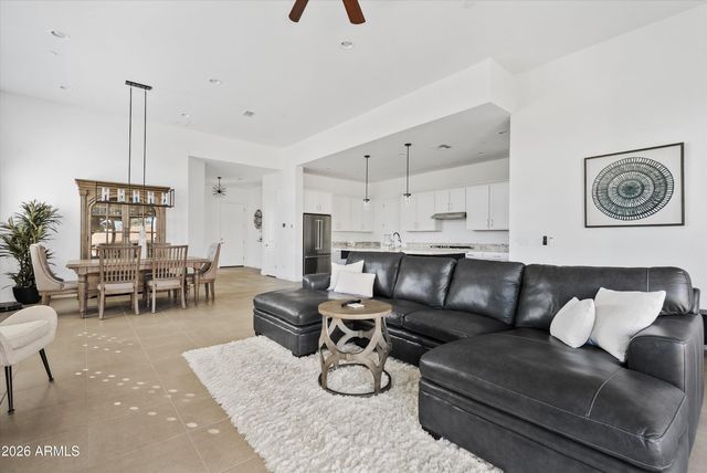 11996 W CREOSOTE Drive, Peoria, AZ 85383