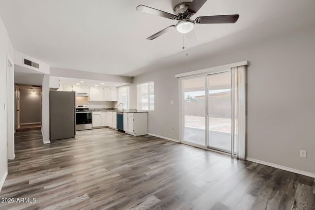 1727 W VILLA THERESA Drive, Phoenix, AZ 85023