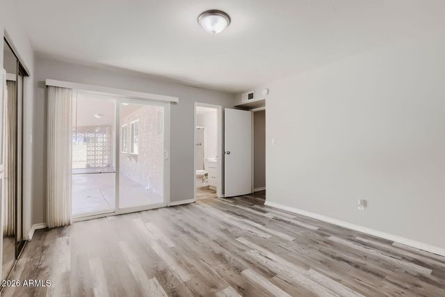 1727 W VILLA THERESA Drive, Phoenix, AZ 85023