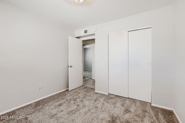 1727 W VILLA THERESA Drive, Phoenix, AZ 85023