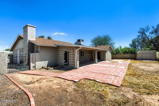 1727 W VILLA THERESA Drive, Phoenix, AZ 85023