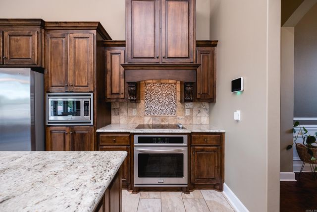 9105 Stone Canyon Drive, Alexander, AR 72002