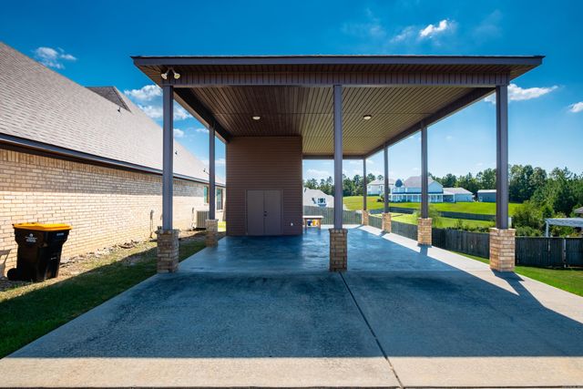 9105 Stone Canyon Drive, Alexander, AR 72002