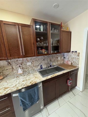 1655 NE 175th St, North Miami Beach, FL 33162