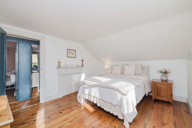 429 South St, Holliston, MA 01746