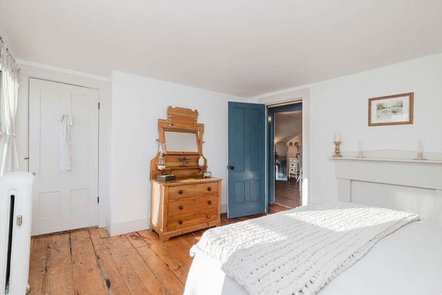 429 South St, Holliston, MA 01746