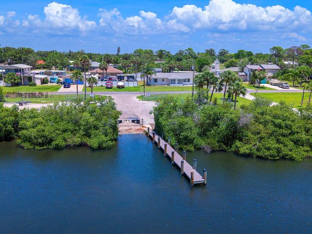 EVEREST ROAD, Venice, FL 34293